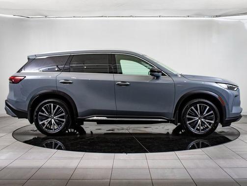 2025 INFINITI QX60 SENSORY