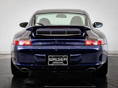 2003 Porsche 911 