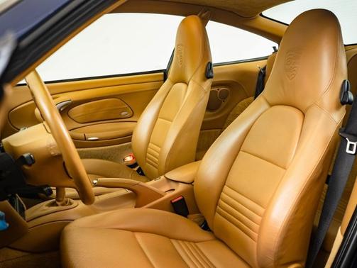 2003 Porsche 911 