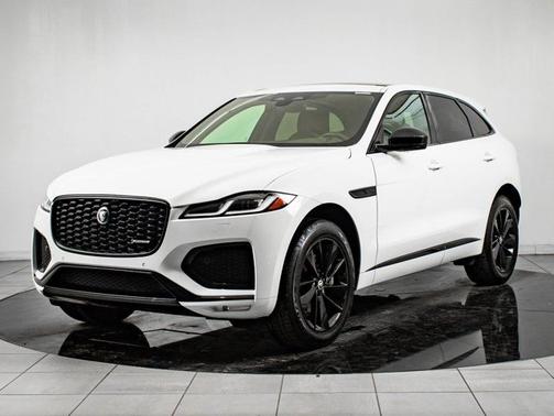 Fuji White 2025 Jaguar F-PACE R-Dynamic S