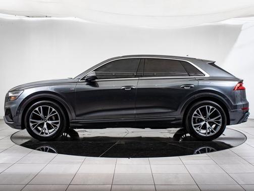 2023 Audi Q8 Prestige