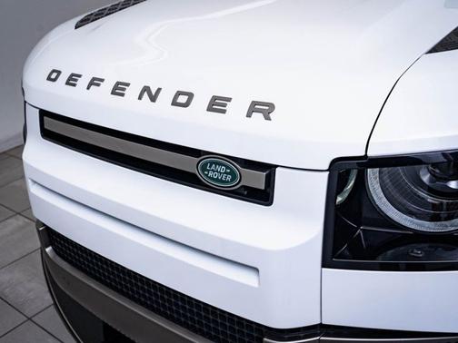 Fuji White 2021 Land Rover Defender X-Dynamic HSE