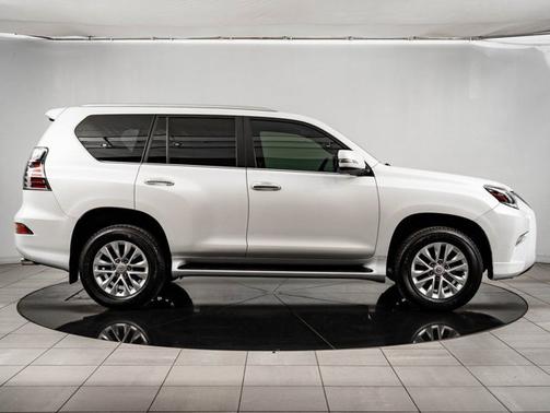 White Pearl 2023 Lexus GX 460 Premium