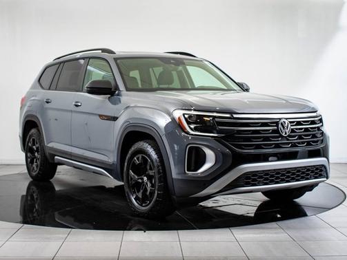 2025 Volkswagen Atlas 2.0T Peak Edition