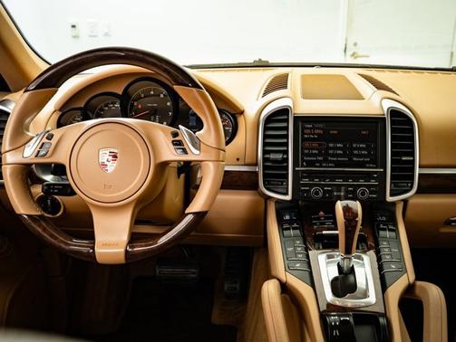 2011 Porsche Cayenne