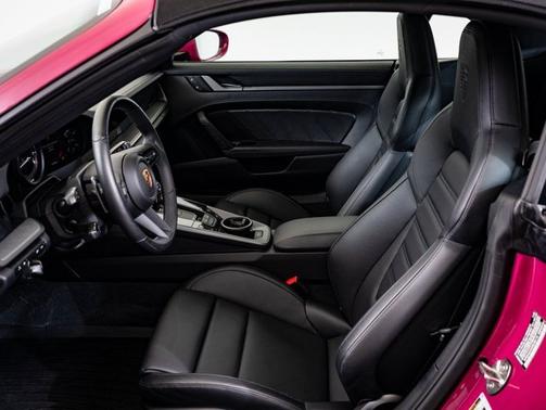 2024 Porsche 911 Carrera