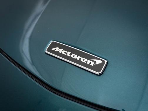 2022 McLaren GT
