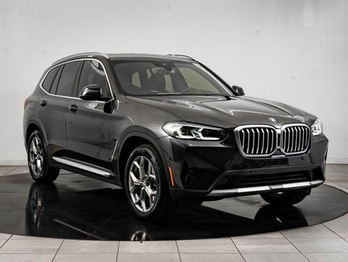 Dark Graphite Metallic 2024 BMW X3 xDrive30i