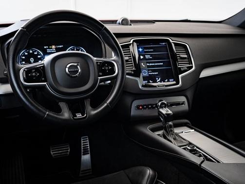 2018 Volvo XC90 T5 R-Design