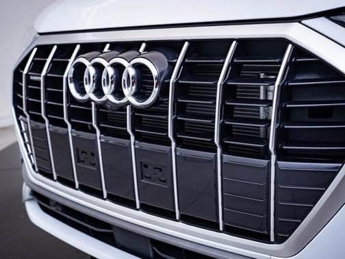 2025 Audi Q3 S line Premium Plus