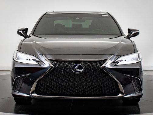 2022 Lexus ES 300h ES 300h F SPORT
