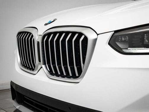 Alpine White 2023 BMW X3 xDrive30i