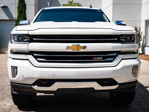 2017 Chevrolet Silverado 1500 2LZ