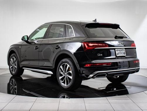 2024 Audi Q5 S line Premium