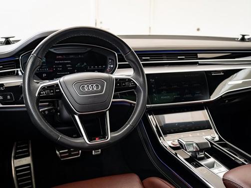 2022 Audi S8 4.0T
