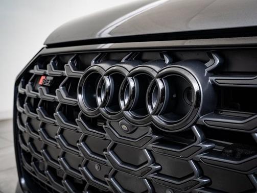 2022 Audi S8 4.0T