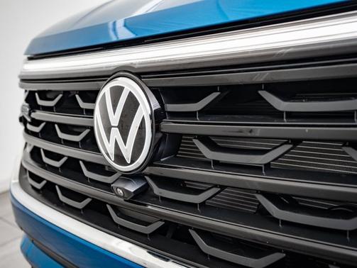 2024 Volkswagen Atlas Cross Sport 2.0T SEL Premium R-Line