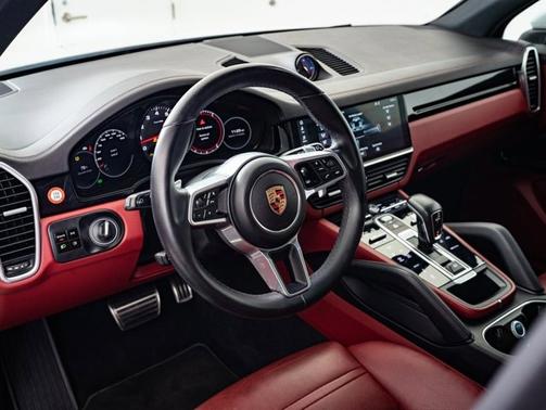 2019 Porsche Cayenne S