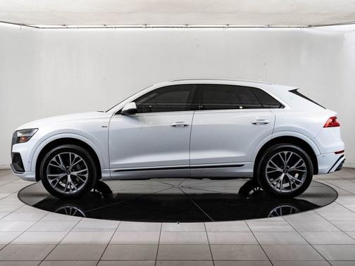Glacier White 2023 Audi Q8 Premium Plus