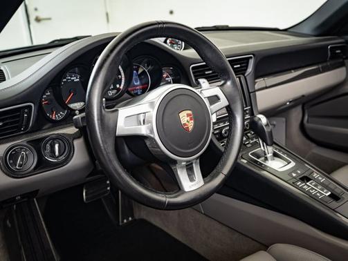 2014 Porsche 911 Turbo S
