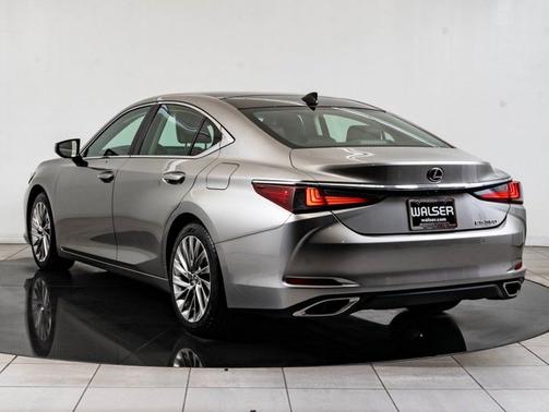 Atomic Silver 2019 Lexus ES 350 Luxury