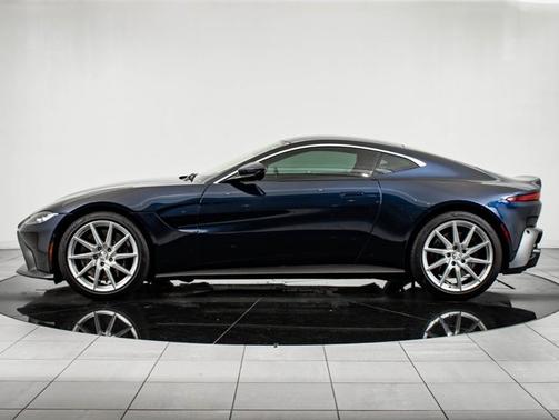 2020 Aston Martin Vantage 