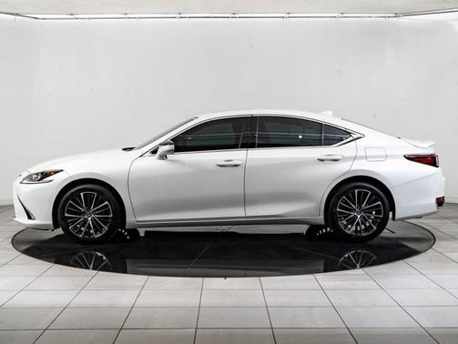 Eminent White Pearl 2022 Lexus ES 250 ES 250
