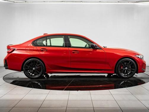 Melbourne Red Metallic 2023 BMW M340 M340i
