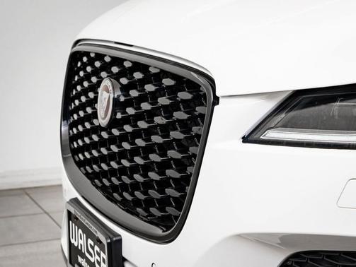 2023 Jaguar F-PACE S
