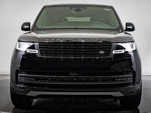 2024 Land Rover Range Rover SE