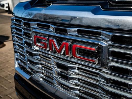 Onyx Black 2025 GMC Sierra 3500 Denali
