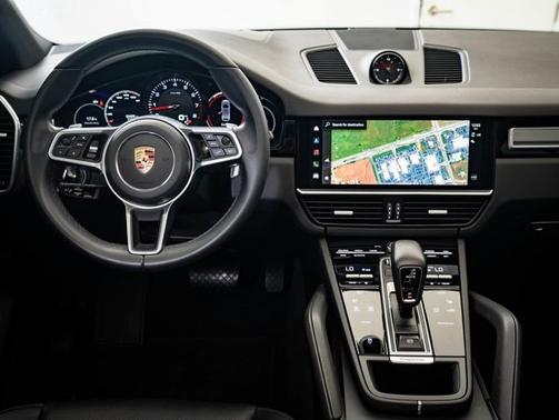 2023 Porsche Cayenne Platinum Edition