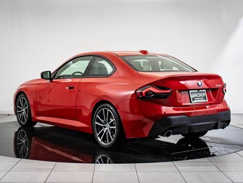 2024 BMW 230 230i