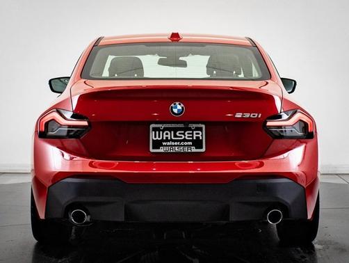 2024 BMW 230 230i