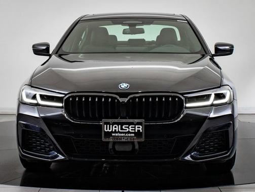 2022 BMW 530e 530e