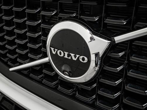 2025 Volvo XC60 Ultra