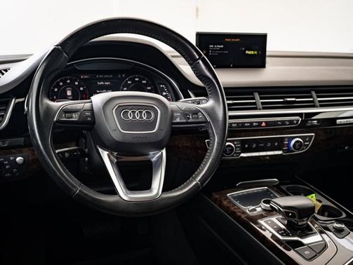 2017 Audi Q7 3.0T Prestige