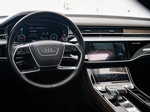 2022 Audi A8 L 55