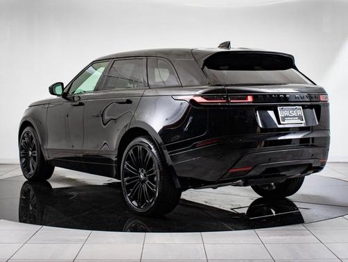 2025 Land Rover Range Rover Velar Dynamic SE