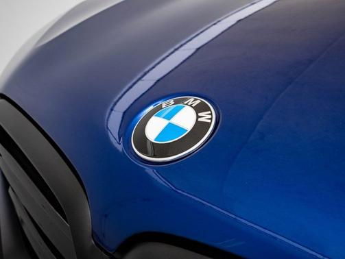 Marina Bay Blue Metallic 2025 BMW X6 M
