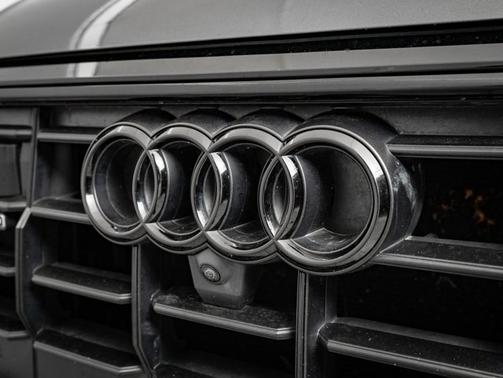 2021 Audi Q8 Prestige