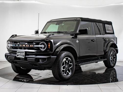 2022 Ford Bronco Outer Banks
