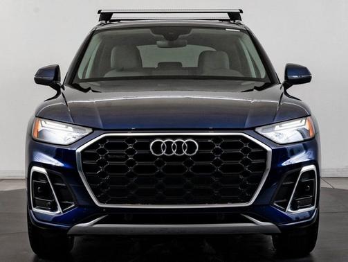 Blue Metallic 2022 Audi Q5 S line Premium