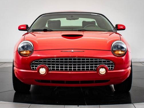 2002 Ford Thunderbird
