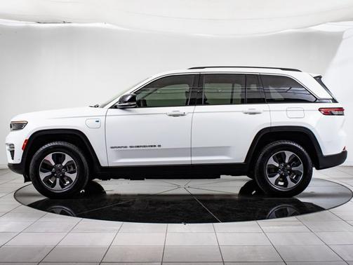 2022 Jeep Grand Cherokee 4xe
