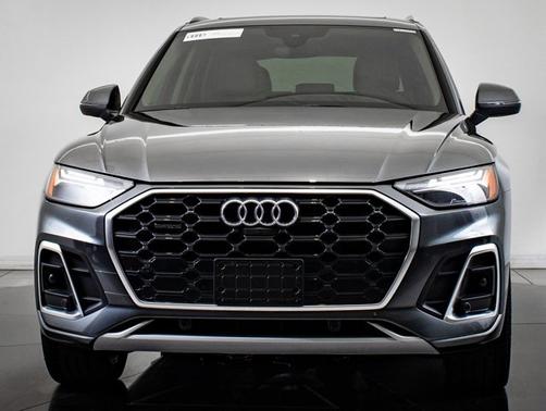2022 Audi Q5 S line Premium Plus