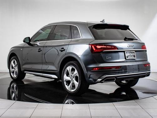 2022 Audi Q5 S line Premium Plus