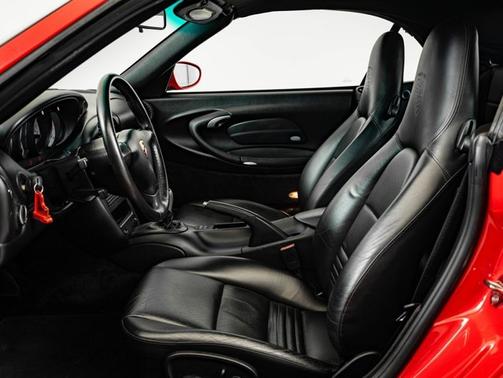 2004 Porsche 911 Carrera