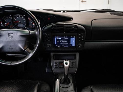 Arctic Silver 2000 Porsche 911 Carrera