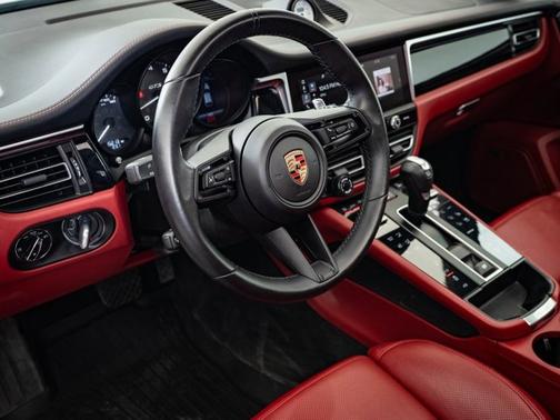 2023 Porsche Macan GTS